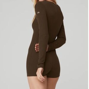 ALO Yoga Brown Long Sleeve Bodysuit